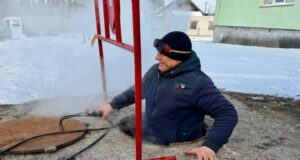 Як у місті на Волині відновлюють подачу тепла і світла після атаки російських БПЛА. ВІДЕО Як-у-місті-на-Волині-відновлюють-подачу-тепла-і-світла-після-атаки-російських-БПЛА.-ВІДЕО