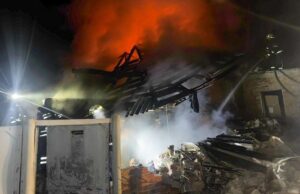 У Богодухові дрон вдарив у будинок: загинули троє дітей і чоловік, вагітна жінка поранена У-Богодухові-дрон-вдарив-у-будинок:-загинули-троє-дітей-і-чоловік,-вагітна-жінка-поранена