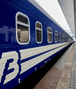 «Укрзалізниця» змінює графік руху поїздів через безпекову ситуацію