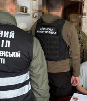 У-Рівному-затримали-російського-шпигуна,-який-намагався-стежити-за-військовими-ССО