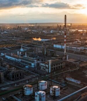 ЗСУ-уразили-нафтопереробний-завод-“Волгоградський”-у-Росії