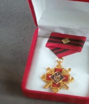 У-Волинському-музеї-вперше-експонують-нагороди-ОУН-УПА,-які-створив-Ніл-Хасевич