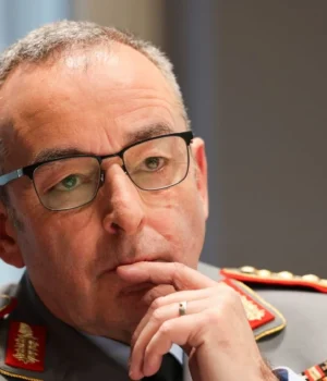 Німеччина-висунула-Карстена-Бройера-на-посаду-голови-Військового-комітету-НАТО