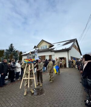 У-Нововолинську-попрощалися-з-Героєм-Андрієм-Гоциком