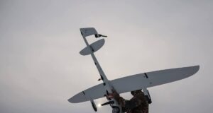 Захід має визнати, що ще не готовий до нової ери війни “дронів проти дронів”, –... Захід-має-визнати,-що-ще-не-готовий-до-нової-ери-війни-“дронів-проти-дронів”,-–.