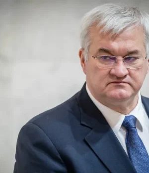 Сибіга прокоментував повернення Мединського