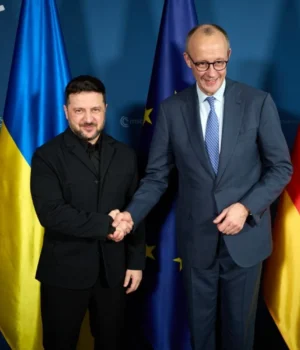 Зеленський-і-Мерц-обговорили-спільні-проєкти-для-виробництва-зброї-та-військову-допомогу