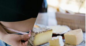 Які сири краще їсти, аби позбутися жиру на животі: дієтолог назвала топ-7 Які-сири-краще-їсти,-аби-позбутися-жиру-на-животі:-дієтолог-назвала-топ-7