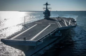 Трамп відправив найбільший у світі авіаносець до Близького Сходу, щоб посилити тиск на Іран –... Трамп-відправив-найбільший-у-світі-авіаносець-до-Близького-Сходу,-щоб-посилити-тиск-на-Іран-–.