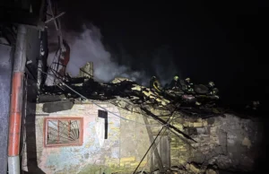 Одеса зазнала нічної атаки БпЛА, пошкоджено житловий будинок Одеса-зазнала-нічної-атаки-БпЛА,-пошкоджено-житловий-будинок