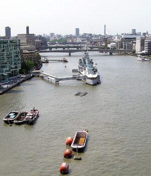 Для-купання-відкрили-річку,-яку-70-років-тому-оголосили-“мертвою”-через-забруднення