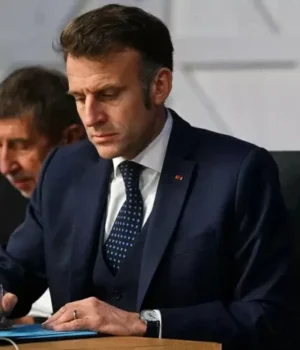 Європа має готуватися до співіснування з агресивною Росією — Макрон