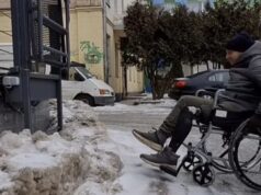 У Луцьку через нерозчищений сніг ветеран на колісному кріслі не потрапив до аптеки У-Луцьку-через-нерозчищений-сніг-ветеран-на-колісному-кріслі-не-потрапив-до-аптеки