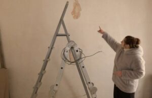 Лучанка 8 місяців не може отримати компенсацію на відновлення житла після обстрілу РФ Лучанка-8-місяців-не-може-отримати-компенсацію-на-відновлення-житла-після-обстрілу-РФ