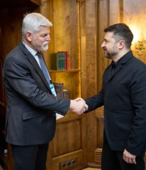 Зеленський-і-Павел-обговорили-військову-підтримку-України-та-участь-Чехії-в-ініціативі-purl Зеленський-і-Павел-обговорили-військову-підтримку-України-та-участь-Чехії-в-ініціативі-purl