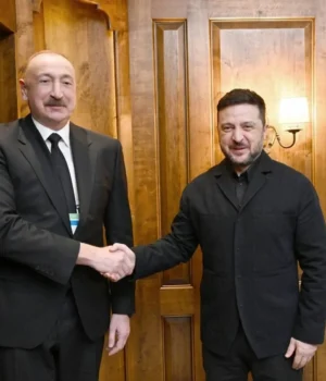 Алієв-звинуватив-росіян-у-цілеспрямованих-ударах-по-посольству-Азербайджану-в-Україні