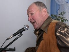 Продав корову і купив фортепіано: історія вчителя з Волині, який 40 років працює фізкультурником та... Продав-корову-і-купив-фортепіано:-історія-вчителя-з-Волині,-який-40-років-працює-фізкультурником-та.