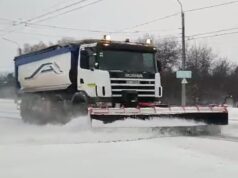 На дорогах Волині через снігопад працювала спецтехніка. ВІДЕО На-дорогах-Волині-через-снігопад-працювала-спецтехніка.-ВІДЕО