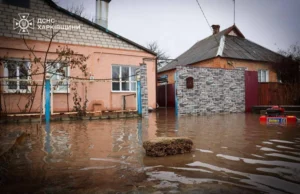 Харківщина бореться з наслідками негоди: підтоплені будинки та подвір'я Харківщина-бореться-з-наслідками-негоди:-підтоплені-будинки-та-подвір'я