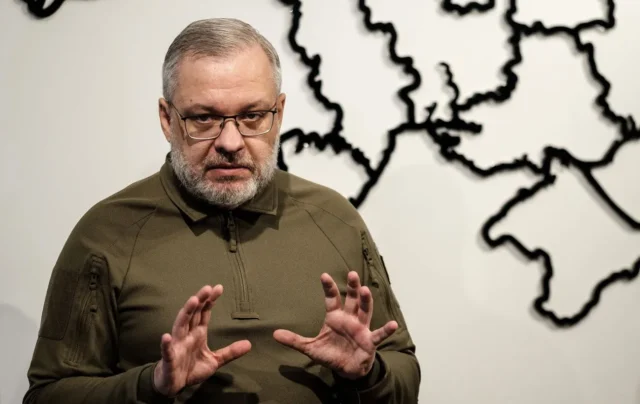 Затриманого Галущенка везуть у Київ для вручення підозри Схеми Затриманого Галущенка везуть у Київ для вручення підозри Схеми