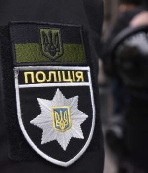 Стрілянина-в Хмельницькому:-постріли-пролунали-в торговельному-центрі —-ЗМІ Стрілянина-в Хмельницькому:-постріли-пролунали-в торговельному-центрі —-ЗМІ