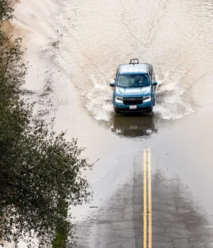 Потужний-шторм-спричинив-торнадо-та-масштабні-руйнування-в-південних-штатах-США