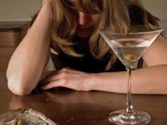 На Волині оштрафували маму, бо донька пізно ввечері розважалась у пабі та була п’яною На-Волині-оштрафували-маму,-бо-донька-пізно-ввечері-розважалась-у-пабі-та-була-п’яною