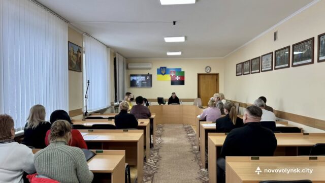 Підготовка до 56-ї сесії міської ради: депутати працюють у профільній комісії Підготовка-до-56-ї-сесії-міської-ради:-депутати-працюють-у-профільній-комісії