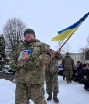 Волиняни-провели-в-останню-путь-Героя-Василя-Солодуху