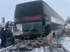 На трасі Львів-Луцьк автобус злетів у кювет, є постраждалі На-трасі-Львів-Луцьк-автобус-злетів-у-кювет,-є-постраждалі