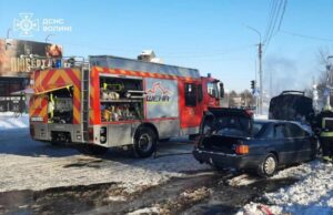 У Луцьку на Стрілецькій загорівся автомобіль. ВІДЕО У-Луцьку-на-Стрілецькій-загорівся-автомобіль.-ВІДЕО