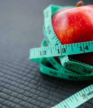 Періодичне-голодування-не-ефективніше-за-звичайні-дієти-–-дослідження