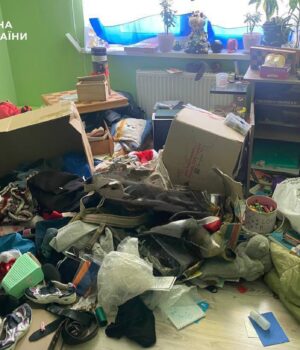 У-Києві-4-річний-хлопчик-проковтнув-нарковмісну-пігулку,-поки-мати-вживала-наркотики-у-сусідній-кімнаті