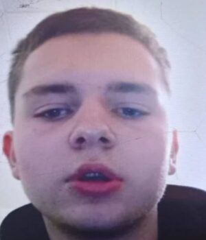 На-Волині-17-річний-хлопець-пішов-виносити-сміття-–-і-зник-безвісти На-Волині-17-річний-хлопець-пішов-виносити-сміття-–-і-зник-безвісти