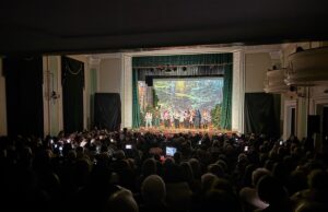 Прем’єра вистави у Нововолинську зібрала майже 75 тисяч гривень Прем’єра-вистави-у-Нововолинську-зібрала-майже-75-тисяч-гривень