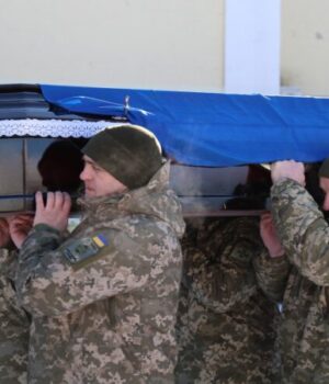 Луцька-громада-віддала-останню-шану-загиблому-на-війні-воїну-Миколі-Северенюку