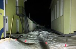 На Житомирщині з даху дитсадка впала брила снігу: травмувалася 4-річна дитина На-Житомирщині-з-даху-дитсадка-впала-брила-снігу:-травмувалася-4-річна-дитина