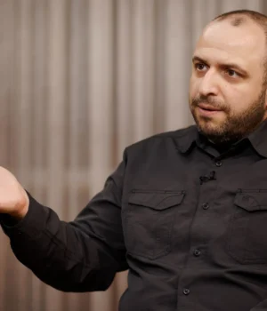 Українська делегація прибула на переговори в Женеву