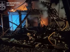 На Сумщині ворожа атака дронами забрала життя жінки, її родина з двома дітьми та сусіди... На-Сумщині-ворожа-атака-дронами-забрала-життя-жінки,-її-родина-з-двома-дітьми-та-сусіди.