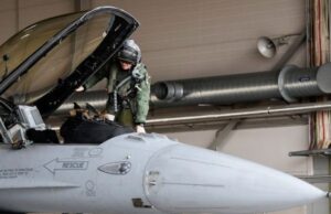 Пілоти США допомагають захищати небо України від російських ракет на F-16, – ЗМІ Пілоти-США-допомагають-захищати-небо-України-від-російських-ракет-на-f-16,-–-ЗМІ