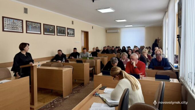 У Нововолинській міськраді відбувся День депутата У-Нововолинській-міськраді-відбувся-День-депутата