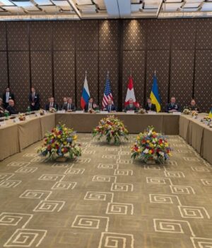 Зустріч-у-Женеві:-про-що-говорили-Україна,-США-та-РФ-у-перший-день-перемовин