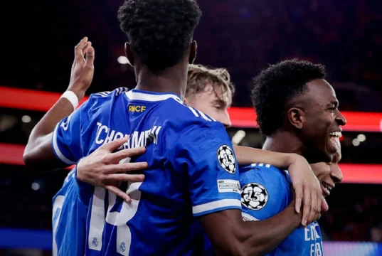 Історія з Трубіним не повторилася: "Реал" мінімально переміг "Бенфіку", а матч зупиняли через расизм Історія-з-Трубіним-не-повторилася:-"Реал"-мінімально-переміг-"Бенфіку",-а-матч-зупиняли-через-расизм