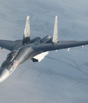 Російські-Су-35-із-ракетами-більшої-дальності-стають-все-небезпечнішими,-–-bi
