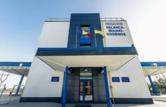 Обмеження руху ввели на кордоні з Молдовою на тлі негоди: що з роботою пунктів пропуску Обмеження-руху-ввели-на-кордоні-з-Молдовою-на-тлі-негоди:-що-з-роботою-пунктів-пропуску