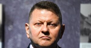 Залужний заявив про обшук СБУ в його офісі 2022 року — що відомо Залужний-заявив-про-обшук-СБУ-в його-офісі-2022 року —-що відомо