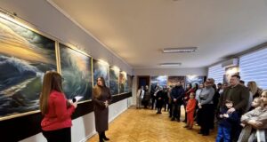 У Нововолинську презентували нову виставку картин Ольги Русинчук У-Нововолинську-презентували-нову-виставку-картин-Ольги-Русинчук