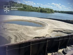 Директору підприємства оголосили підозру за видобуток піску з Десни Директору підприємства оголосили підозру за видобуток піску з Десни