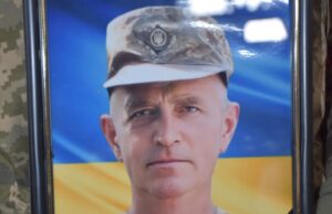 Луцька громада попрощалася з воїном Юрієм Кошулинським Луцька-громада-попрощалася-з-воїном-Юрієм-Кошулинським