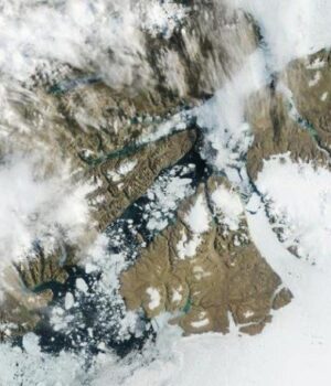 Крижана-загроза:-тисячі-льодовиків-почали-рухатися-з аномальною-швидкістю Крижана-загроза:-тисячі-льодовиків-почали-рухатися-з аномальною-швидкістю